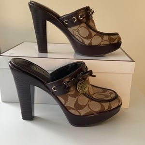 Coach Jody Signature Mule